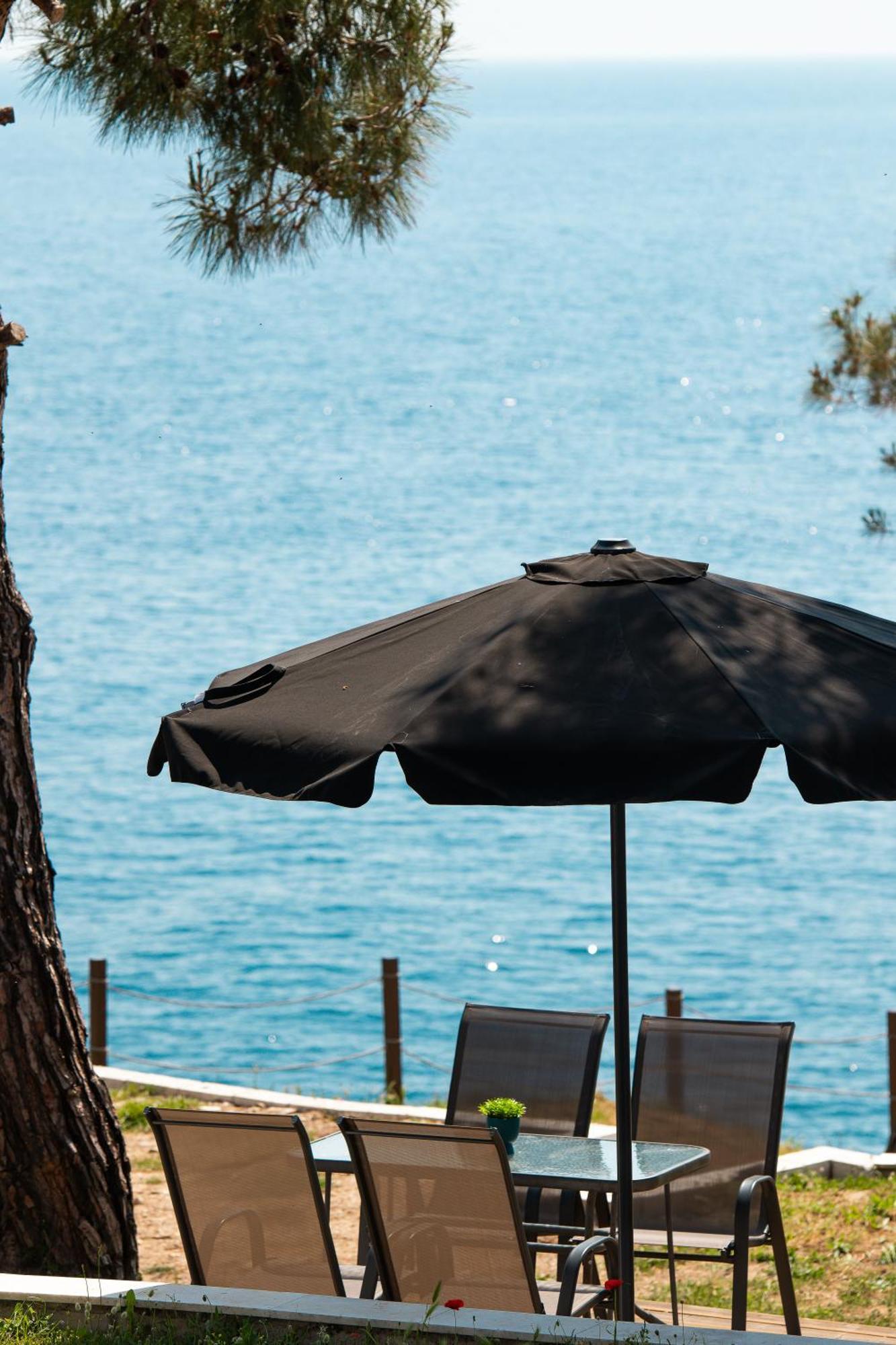 Acroterra - Easy Living Aparthotel Aliki  Exterior photo